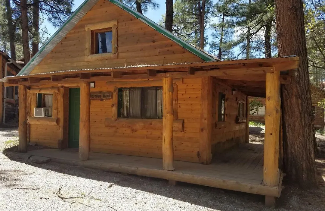 Apache Village Cabins-1